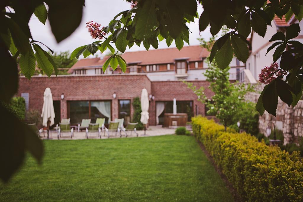 Crocus Gere Bor Hotel Resort & Wine Spa Villány Eksteriør bilde