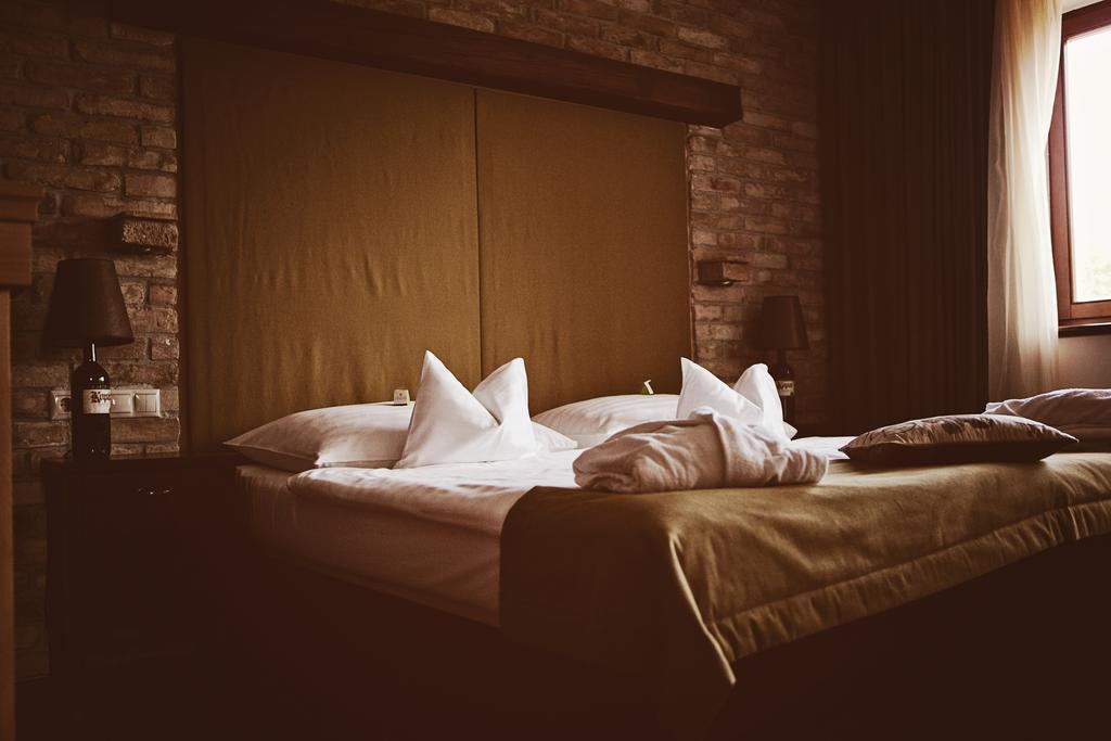 Crocus Gere Bor Hotel Resort & Wine Spa Villány Rom bilde