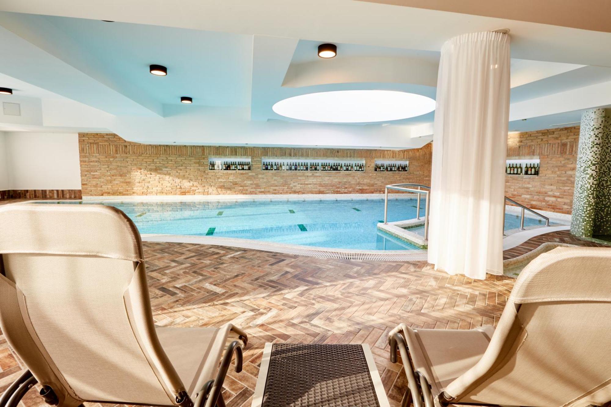 Crocus Gere Bor Hotel Resort & Wine Spa Villány Eksteriør bilde
